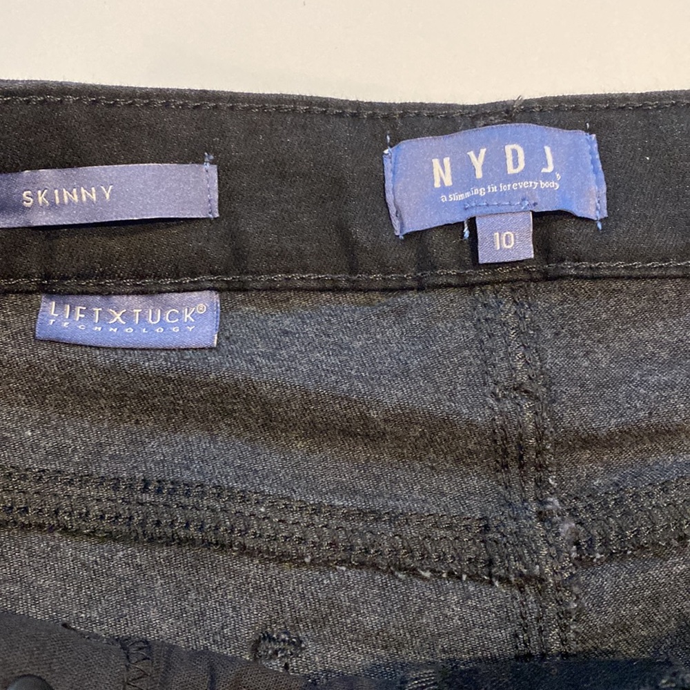 NYDJ SZ 10 Black Denim Skinny Jeans New D31 - Picture 10 of 16